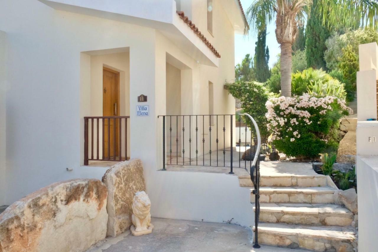 Villa On The First Line Peyia Exterior photo